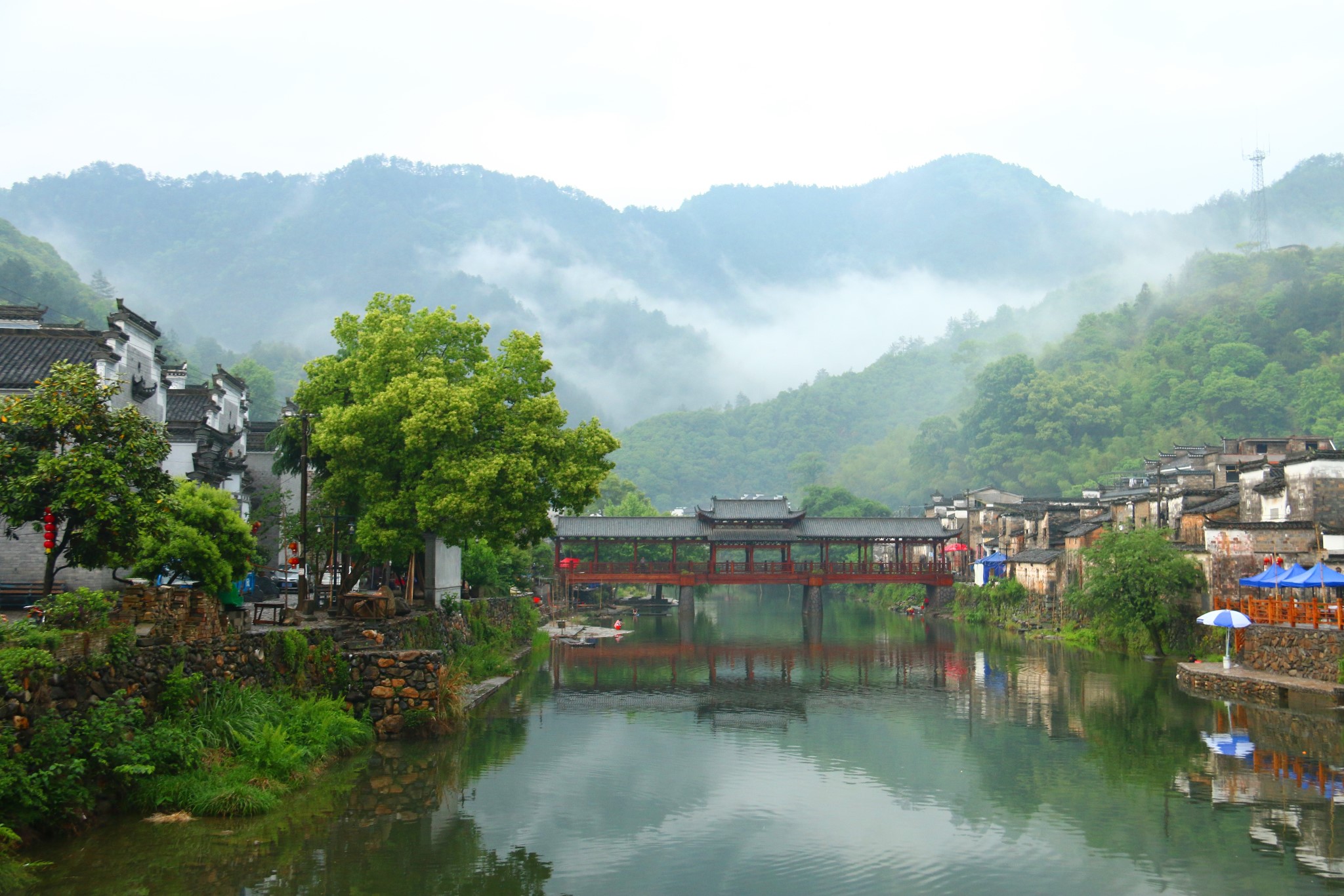 每周末都有景区免票畅游,包括大觉山,瑶里景区,凤凰沟,安福武功山,汪