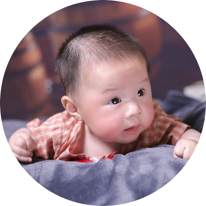 慶燈之喜請(qǐng)柬——?jiǎng)㈠a釗、李小芳敬約！