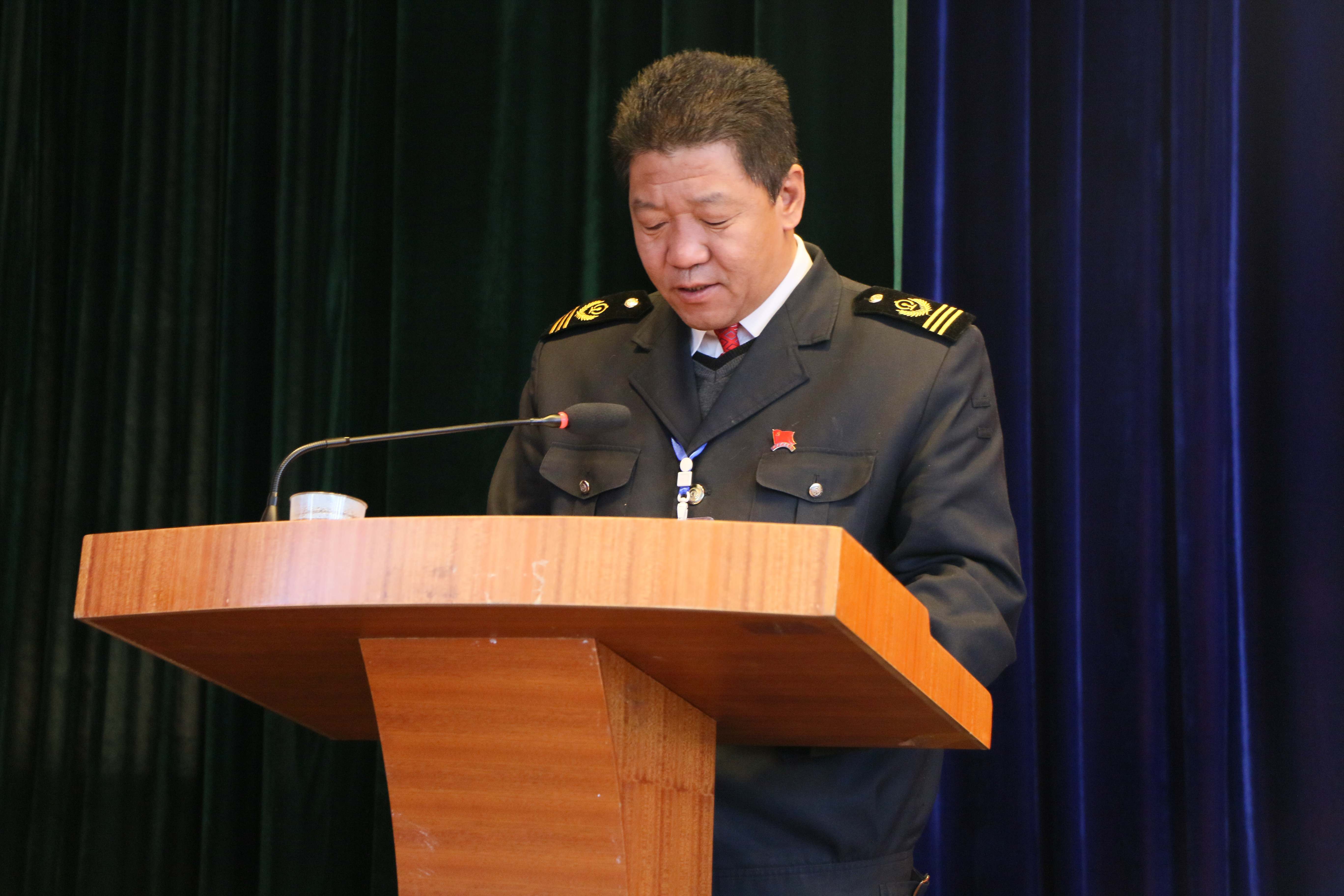 嘉峪关机务段五届五次职工代表大会胜利召开