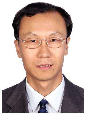 中国信息通信研究院云计算与大数据研究所所长 何宝宏 何宝宏 梁国忠