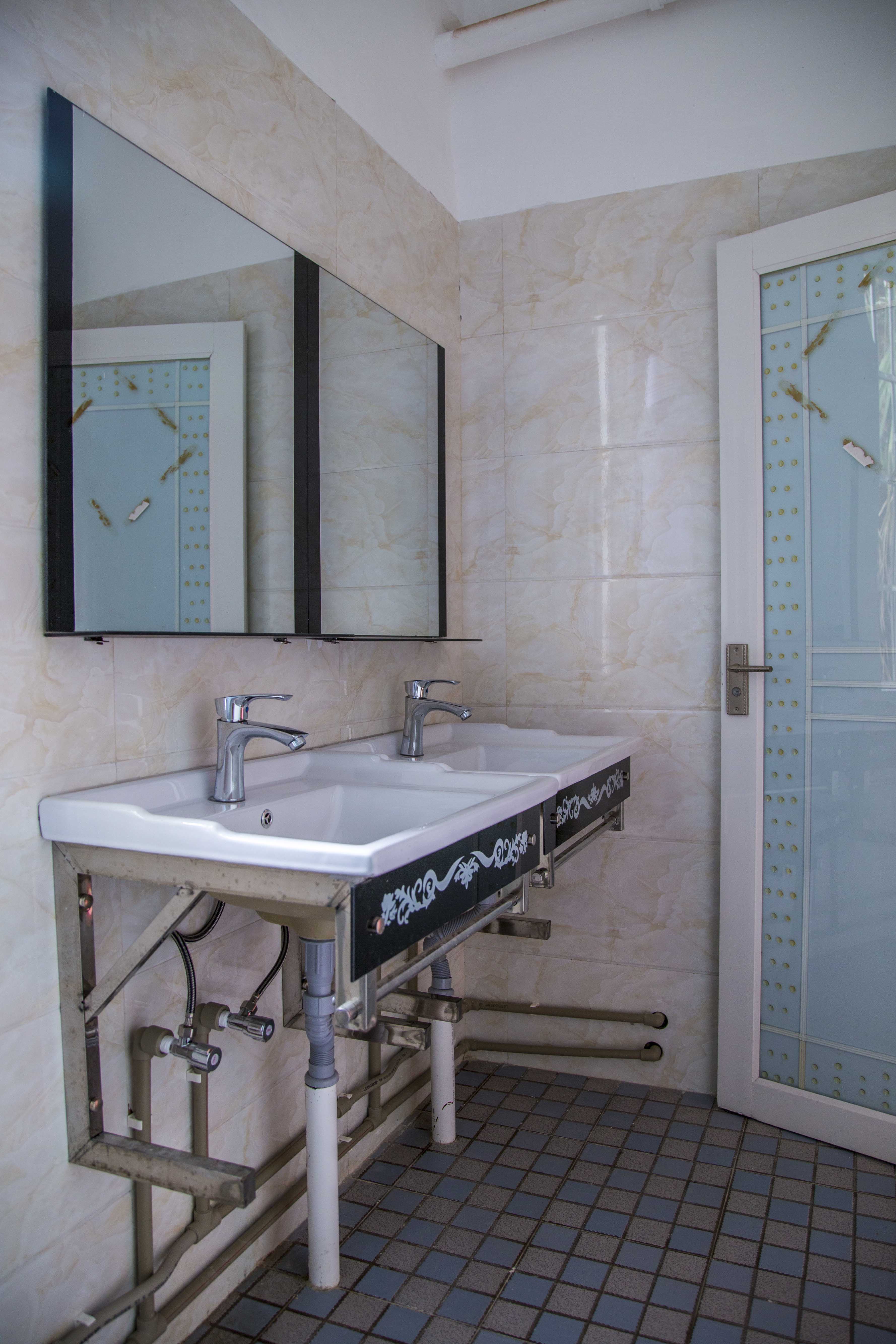 原稿海南海口第一家青旅综合体海口行者龟国际青年旅舍试营业啦