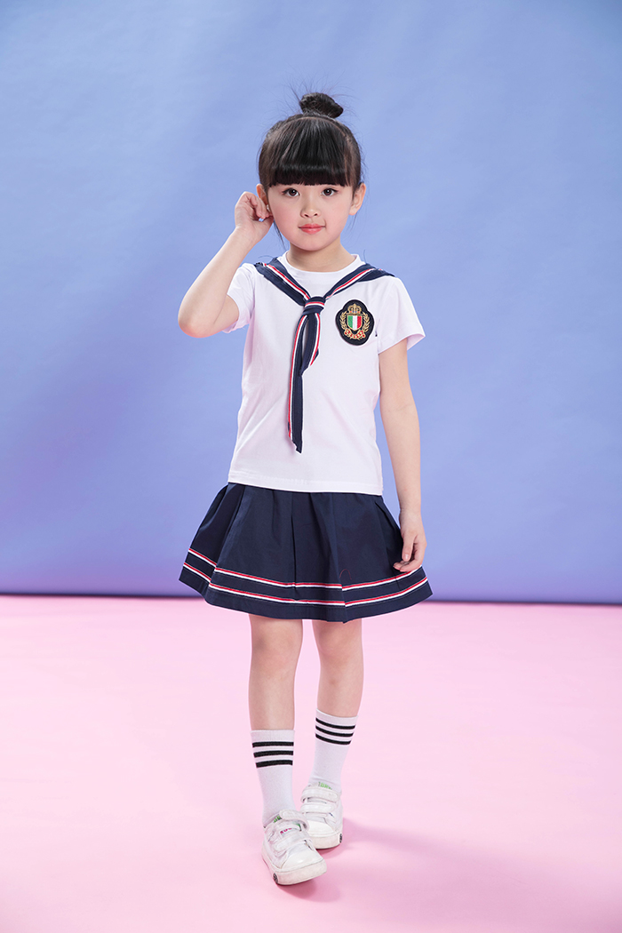 丽可珑品牌校服夏季新品发布