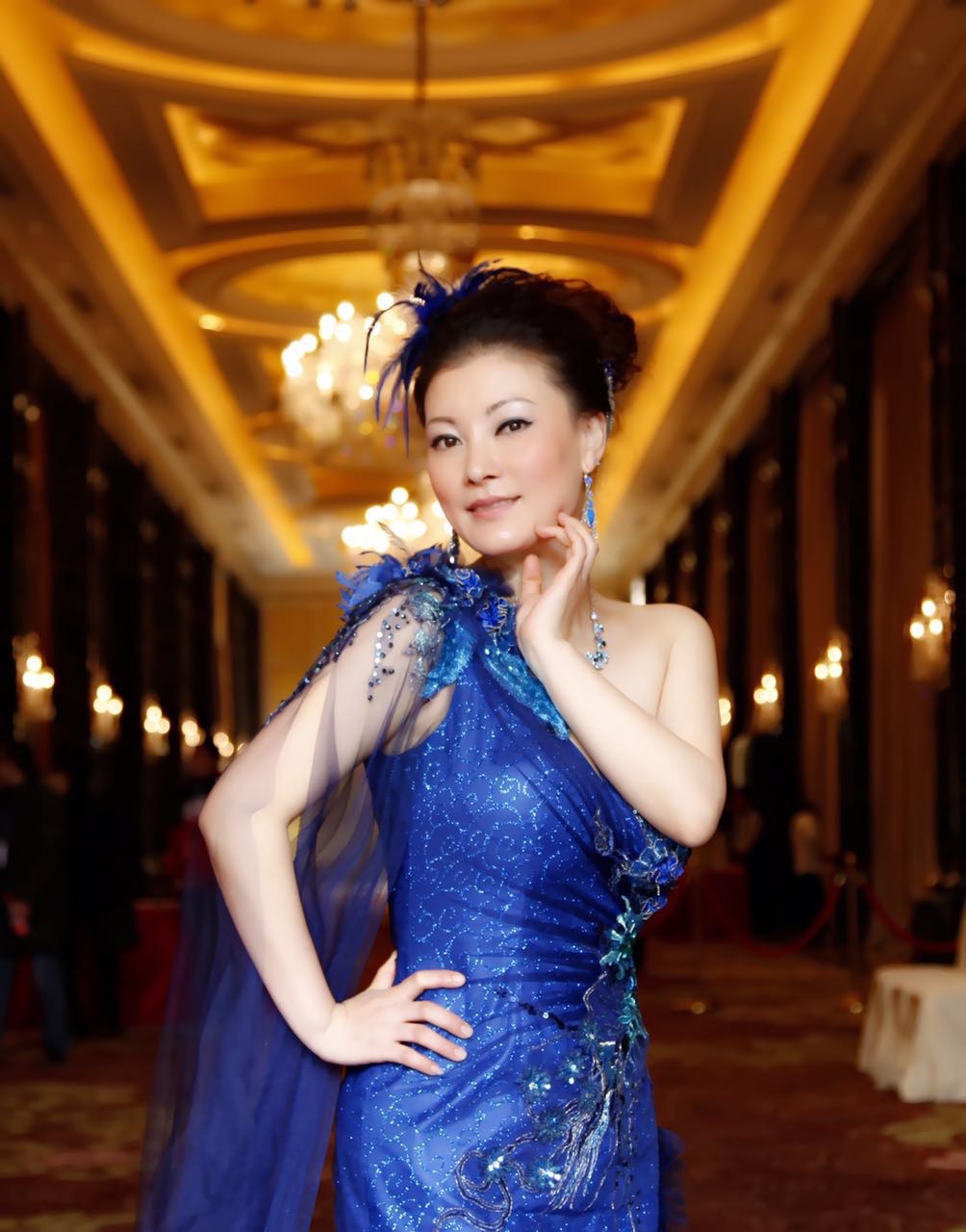 龚怡 香港皇家淑院                    院长 东盟经贸中心  全球唯一