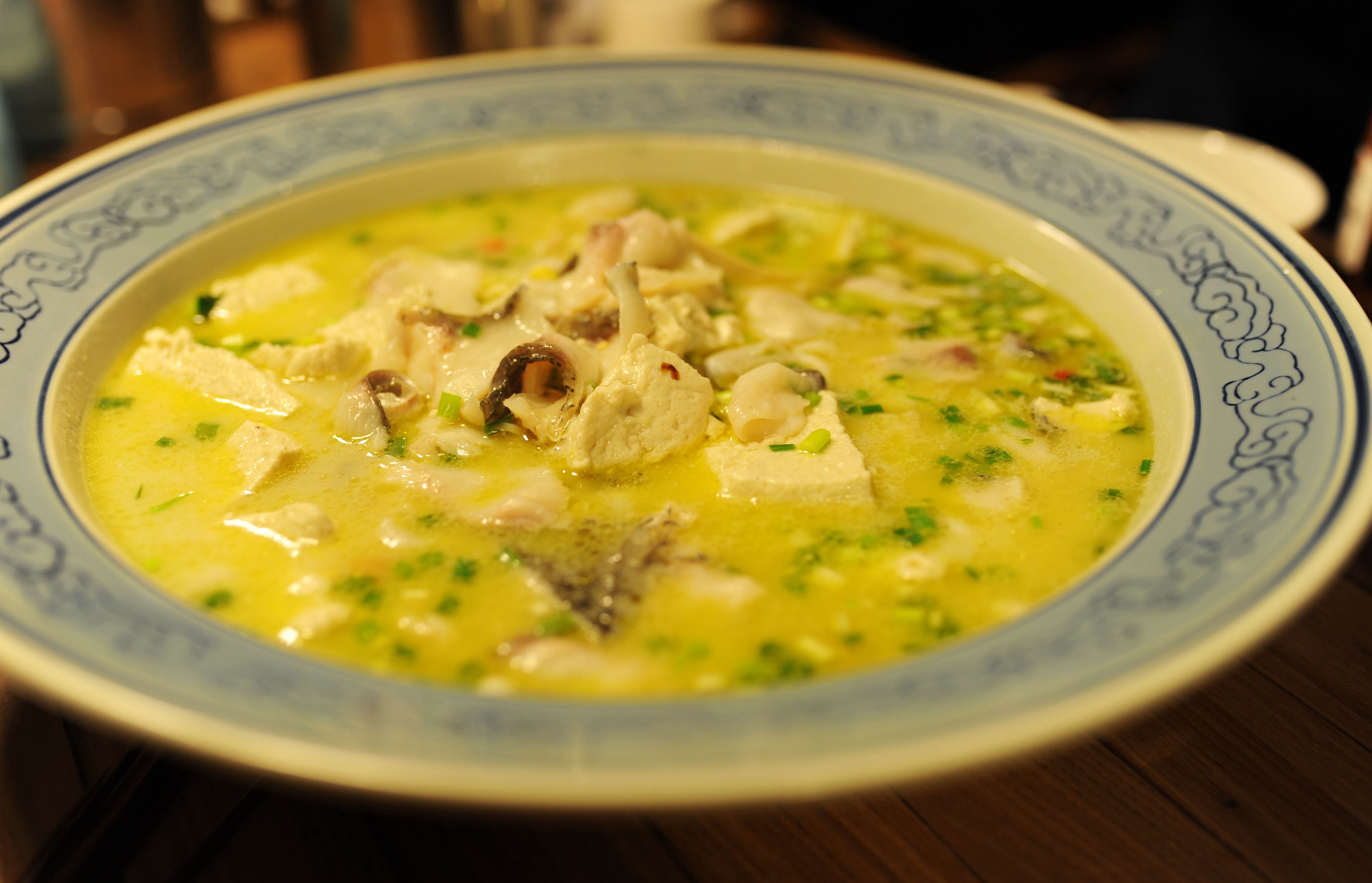 50拍豆花鱼 特色 新品 88元 红糖锅盔 特色 新品 3元/个 钵钵鸡 28元