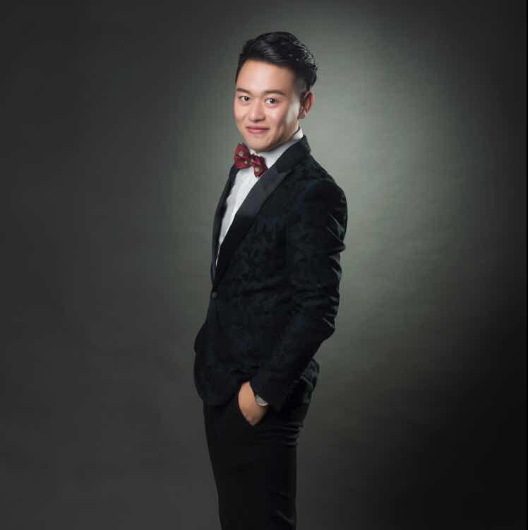 金牌主持人    陈楠