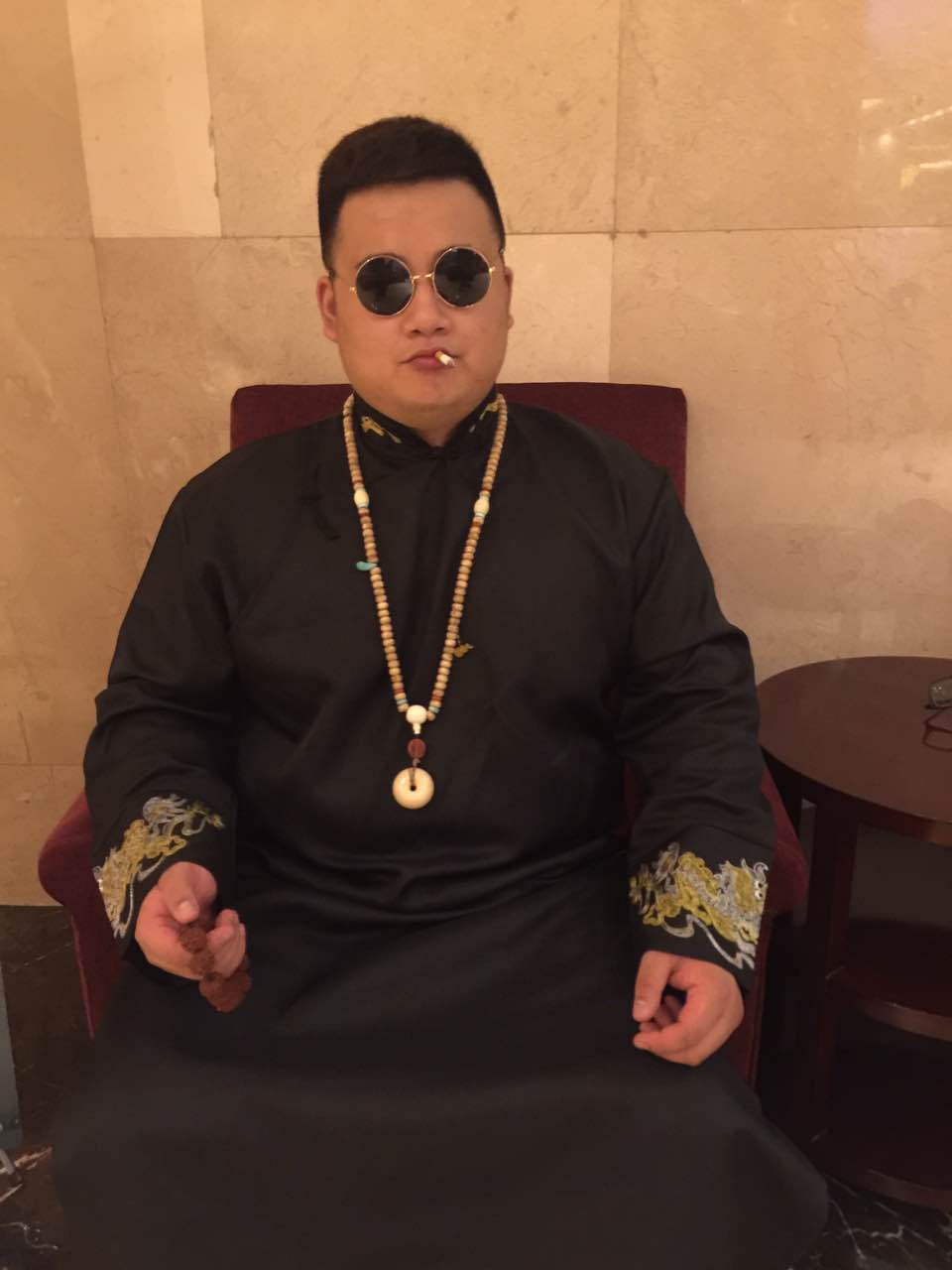 主 讲 嘉 宾 王卖平 3.