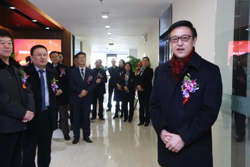 青岛市律师协会王亚平会长致辞