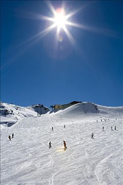 必捷滑雪场欢迎您！！！