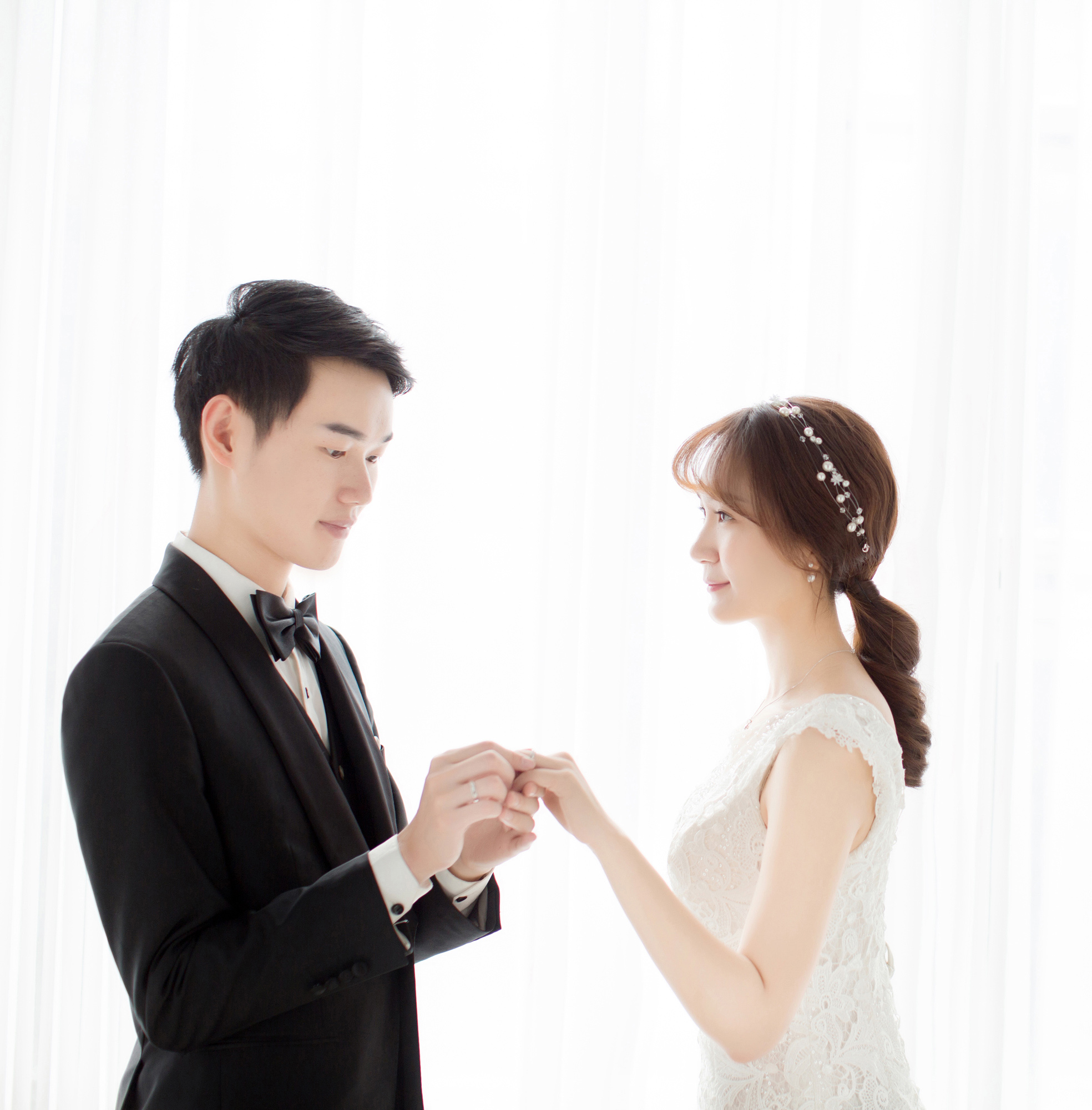 殷文杰&吴心怡的婚礼请帖