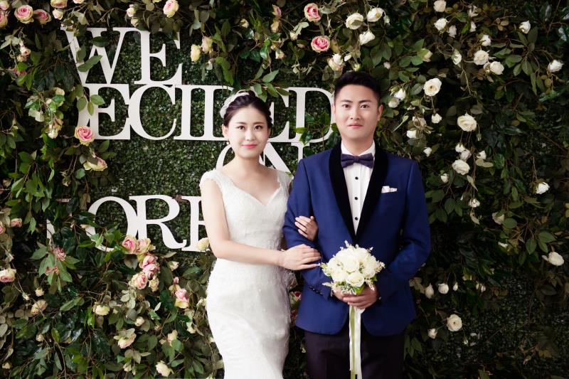 田岗&杨璐新婚庆典请柬