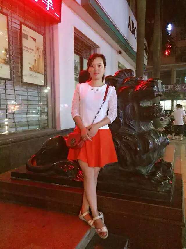 老婆、生日快樂(lè)，祝你永遠(yuǎn)幸福健康！!
